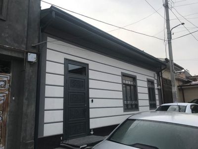 дом на бадамзаре