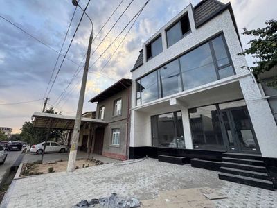 Продаётся Нежилое Помещение 600кв.м Яккасарай ор.Rakat Mahalla