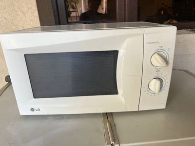Микроволновка LG