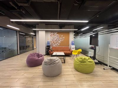 Аренда офис, метро Айбек, 700м2