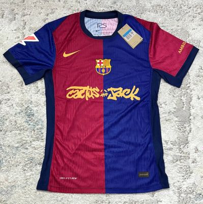 Футболки Barcelona Travis Scott