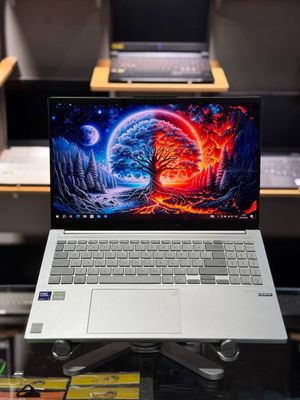 Asus vivobook pro [Nextech_NXT]