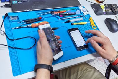 ремонт телефонов apple iphone redmi samsung fold flip xiaomi