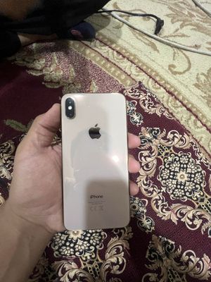 Iphone XS MAX.