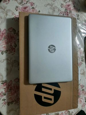 HP notbuk yengi ishlatilmagan