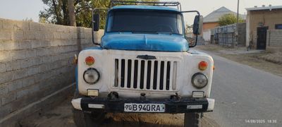 Gaz 53 srochna sotiladi