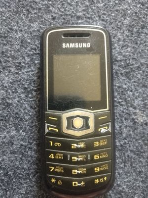 Samsung gt-e1081t