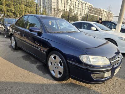 Opel Omega 1996 yil