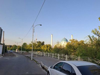 Минор массивда 4 сотихли участка ер хисобида сотилади