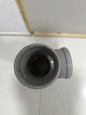 Канализационный тройник ПВХ 150/150/150