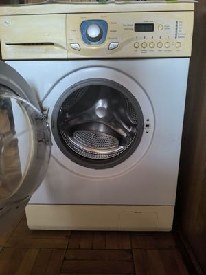 Стиральная машинка LG 5 kg