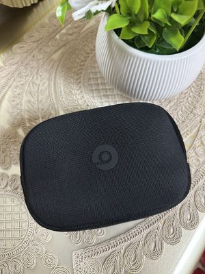 Beats Solo 4 made in Designed in Los Angeles