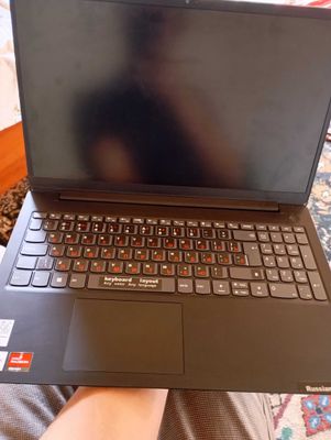 Noutbook lenovo ofisnoy ryzen 5