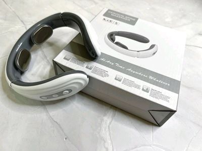 Импульсный массажёр для шеи и плеч