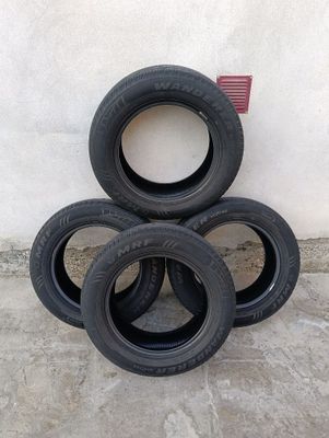 Продаю шины 215/60/R16
