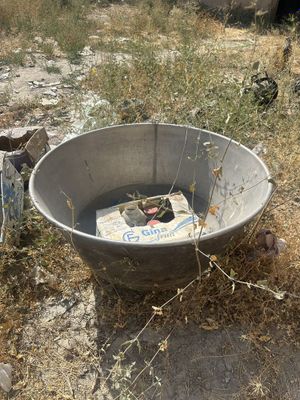 Дежа казан из нержайиуши сталы 300 литров без дорок в отличном состаян