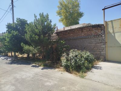 Срочно Яшнаобод тумани тупик махалада 17.5 сотих ёр сотилади.