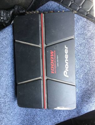 Pioneer 1000w usilitel