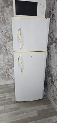 Холодильник LG холати яхши ишлаши зур