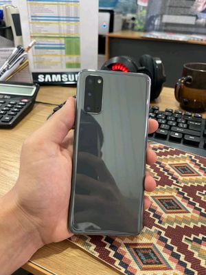 Samsung S20 5g holati zo'r