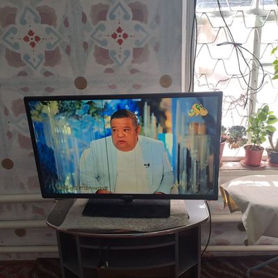 Телевизор 43" дюйма