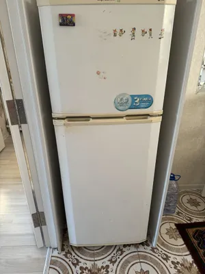 Холодильник LG отлично работает..