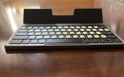 Bluetooth klaviatura KF8700