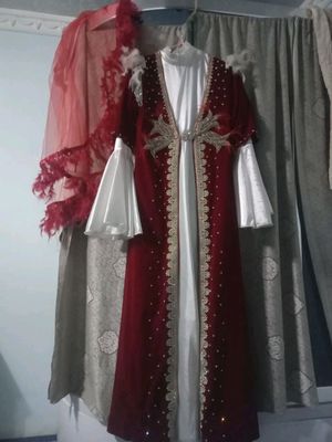 kelin koʻylaklar narxi 750 DAN kelishamiz