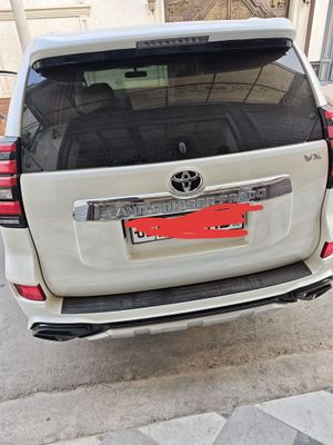 Toyota landcruezir