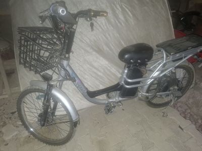 Skuter sotiladi holati yaxwi