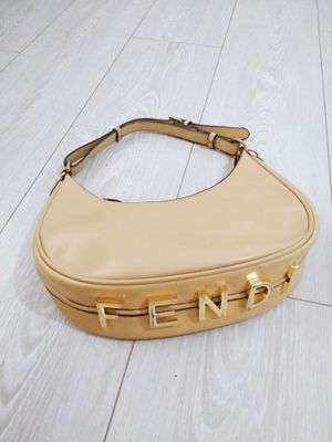 Fendi sumka banan sumka