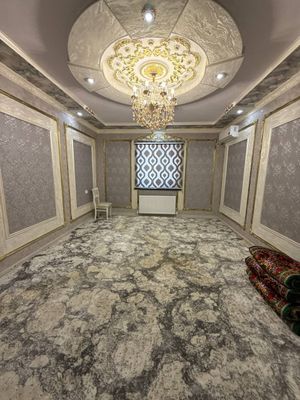 Сдаётся 3х комнатная квартира на 2этаже в Крытый рынок