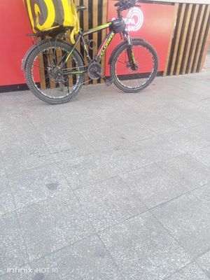 Skoʻristli velosiped yaxshi holatda 24 razmer