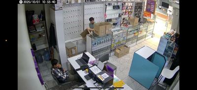 Arendaga aksesur va Telefon ustasiga joy bor unversam dexqon bozori