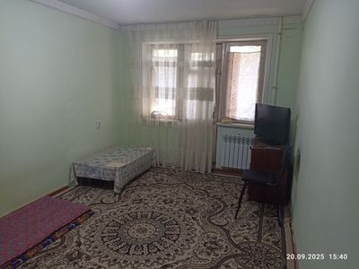 Ижарага квартира Чирчик 1 микрарайон октябр бозор ёнида 1 хоналик