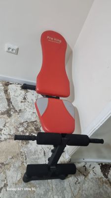 Yengil atletika trinajori