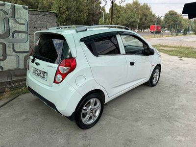 Chevroet spark 1.0L.