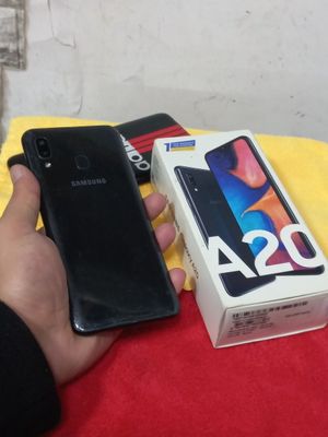 Samsung A20 holati yahshi