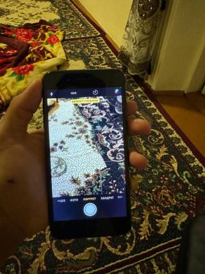 Iphone 7+ lla holati zur