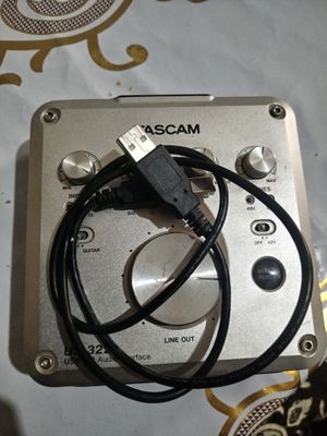 Звукокоя карта Tascam