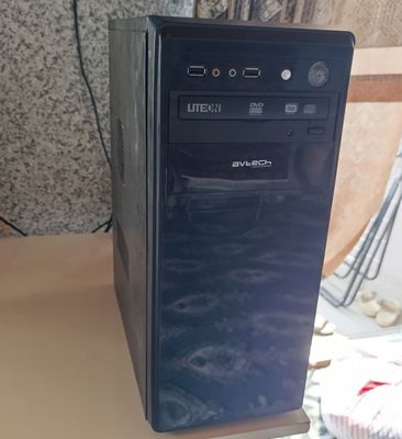 Core i7 DDR 16gb RX580 8gb. 500 gb