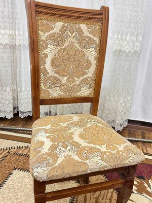 продаются 6 стульев