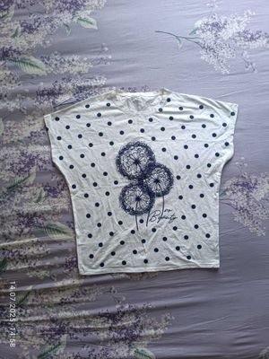 Продаётся женская футболка