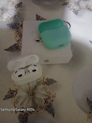 Airpods Pro 3 holati ideal