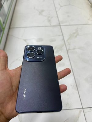 Infinix HOT 40