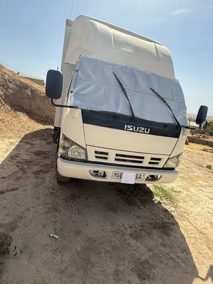 Есузи холати яхши йели 2013 нархи 27500$