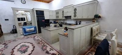 Мебель на заказ цена от 120$ до 180$.