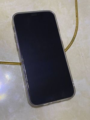 iPhone 12 с гарантией