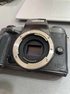 CANON m5 foto video apparat
