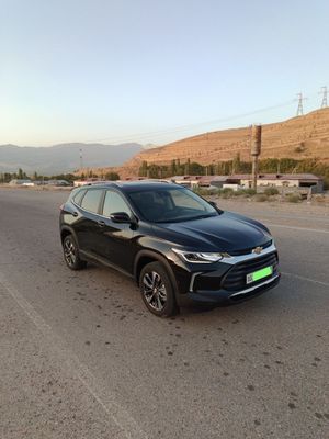 Tracker 2 Premier Plus 2024. Qora. 37000 probeg. Toza.